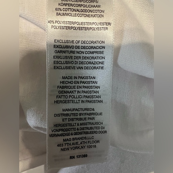 Fila - Picture 2 of 9